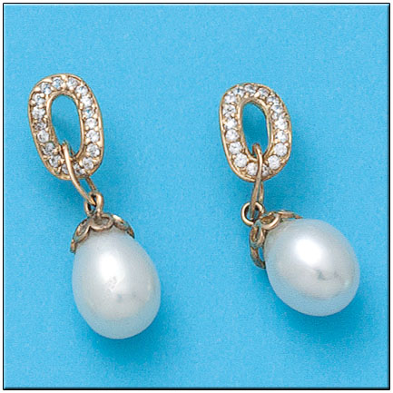 [P853] PENDIENTES ORO 18KL P. CULTIVADAS